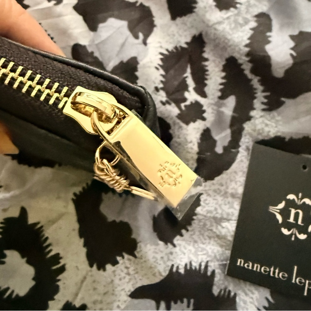 Nanette Lepore Black Mini Wallet/Coin Purse with Gold and Black Bow NWT - Picture 4 of 5